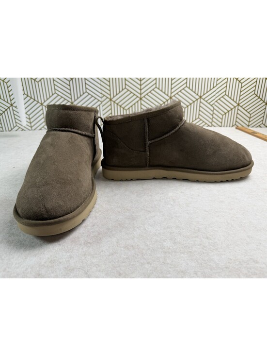 UGG Shoes - UGG Women's Classic Mini Boot Brown Shearling Ankle Bootie Size 11 EU 44 NWOB